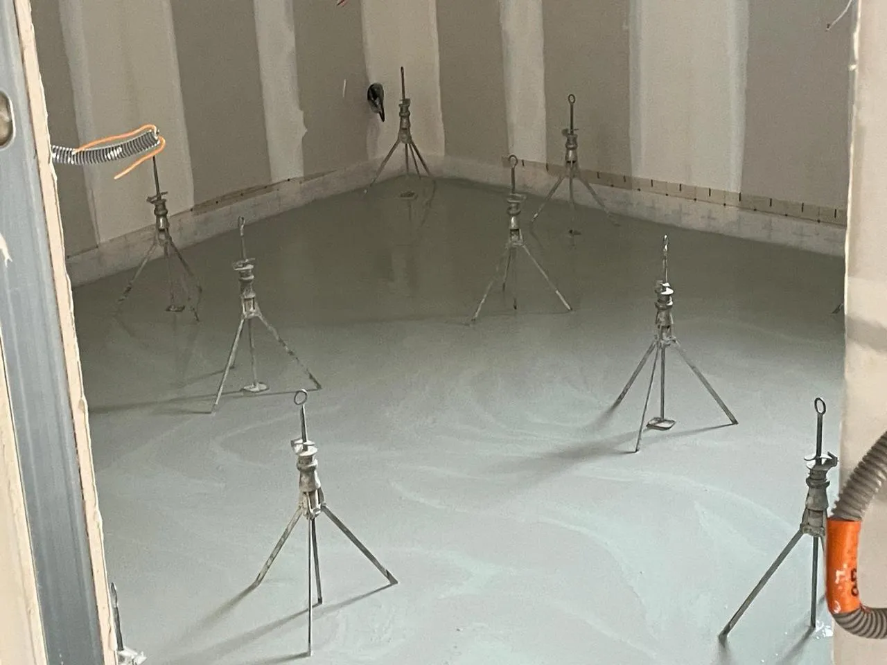 Chantier chape liquide - Ovalpro